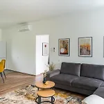 Balatonic Lemon Apartmanhaz شيوفوك