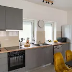 شقة Balatonic Lemon Apartmanhaz شيوفوك