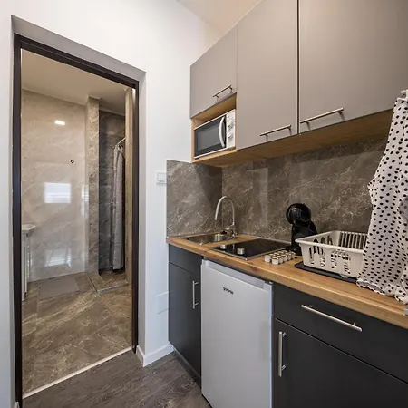 Apartment Balatonic Lemon Apartmanhaz Siófok