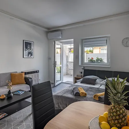 Balatonic Lemon Apartmanhaz