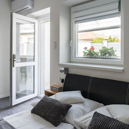 Balatonic Lemon Apartmanhaz * Siófok