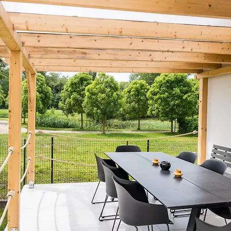 Balatonic Lemon Apartmanhaz Apartment