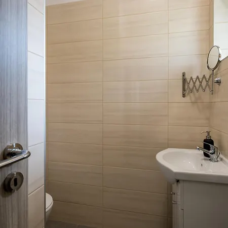 Apartment Balatonic Lemon Apartmanhaz *