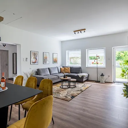 Balatonic Lemon Apartmanhaz