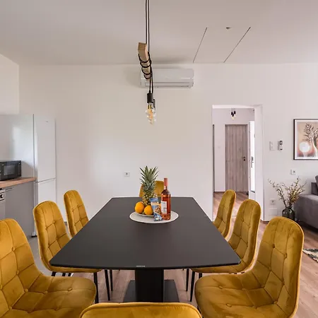 Apartament Balatonic Lemon Apartmanhaz *