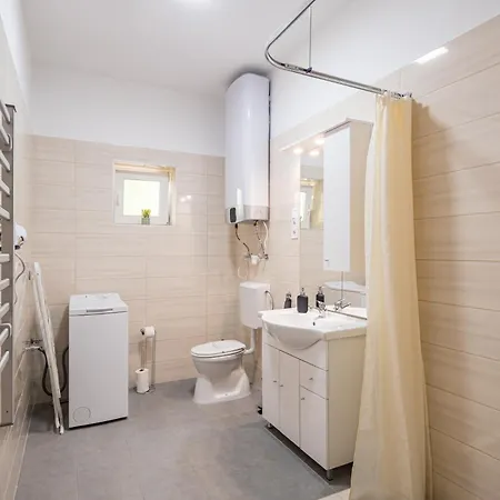 Balatonic Lemon Apartmanhaz * Siófok