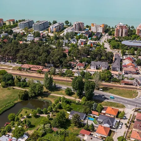 Balatonic Lemon Apartmanhaz Lejlighed Siófok