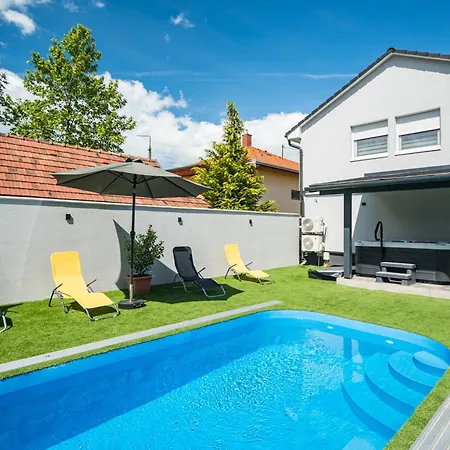 Balatonic Lemon Apartmanhaz 아파트