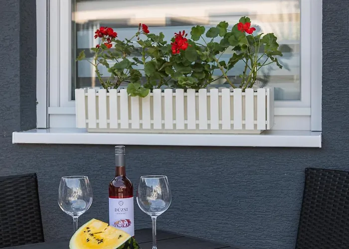 Balatonic Lemon Apartmanhaz * Siófok