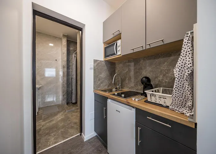 Apartment Balatonic Lemon Apartmanhaz Siófok