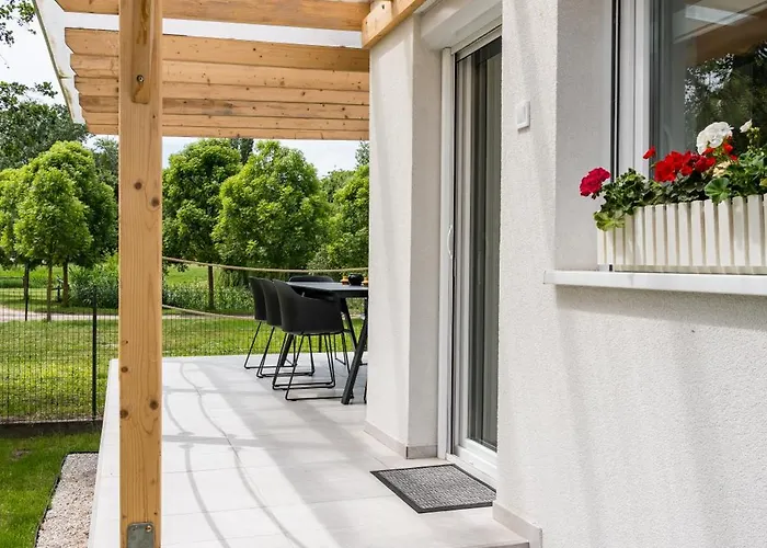 Balatonic Lemon Apartmanhaz Siófok