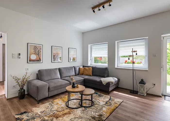 Balatonic Lemon Apartmanhaz Siófok