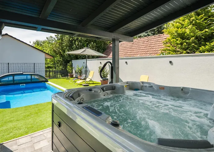 Balatonic Lemon Apartmanhaz * Siófok