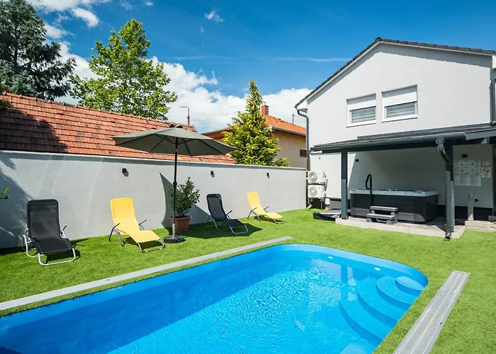 Balatonic Lemon Apartmanhaz Apartment